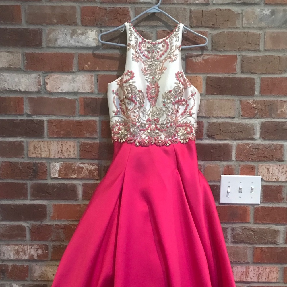 Formal/ prom dress